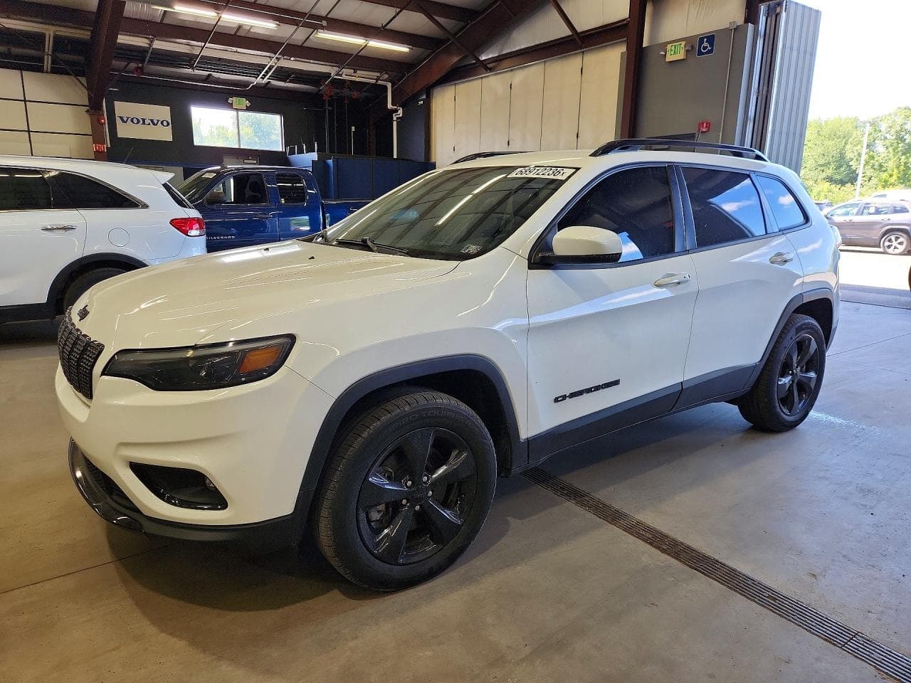 JEEP CHEROKEE