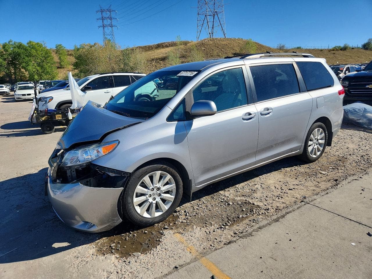 TOYOTA SIENNA