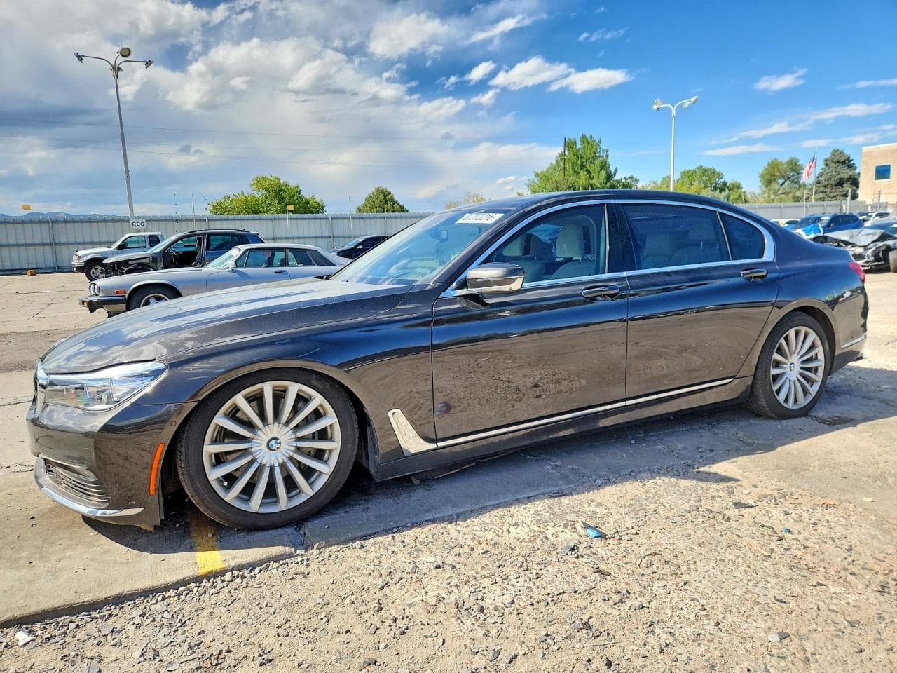 BMW 740