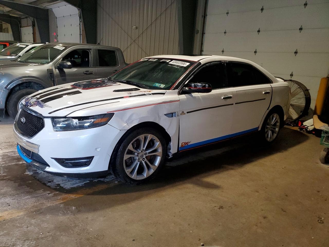 FORD TAURUS
