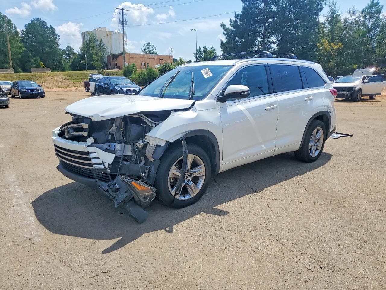 TOYOTA HIGHLANDER