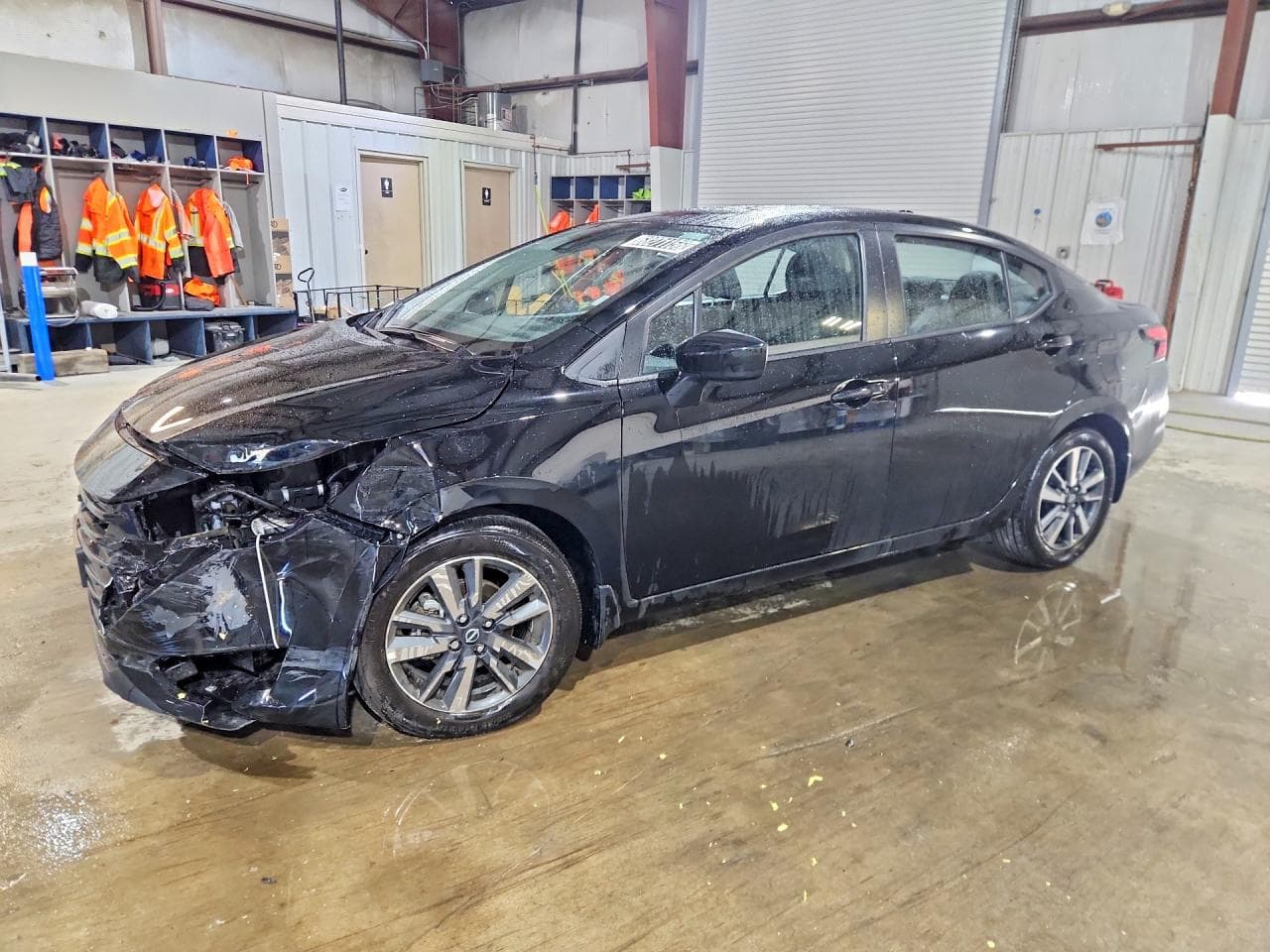 NISSAN VERSA