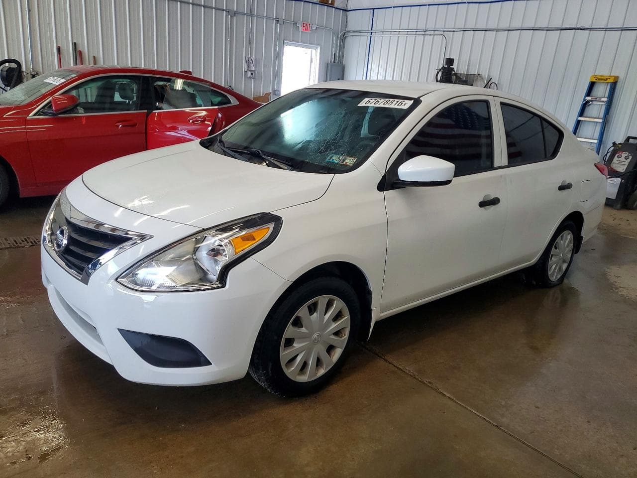 NISSAN VERSA