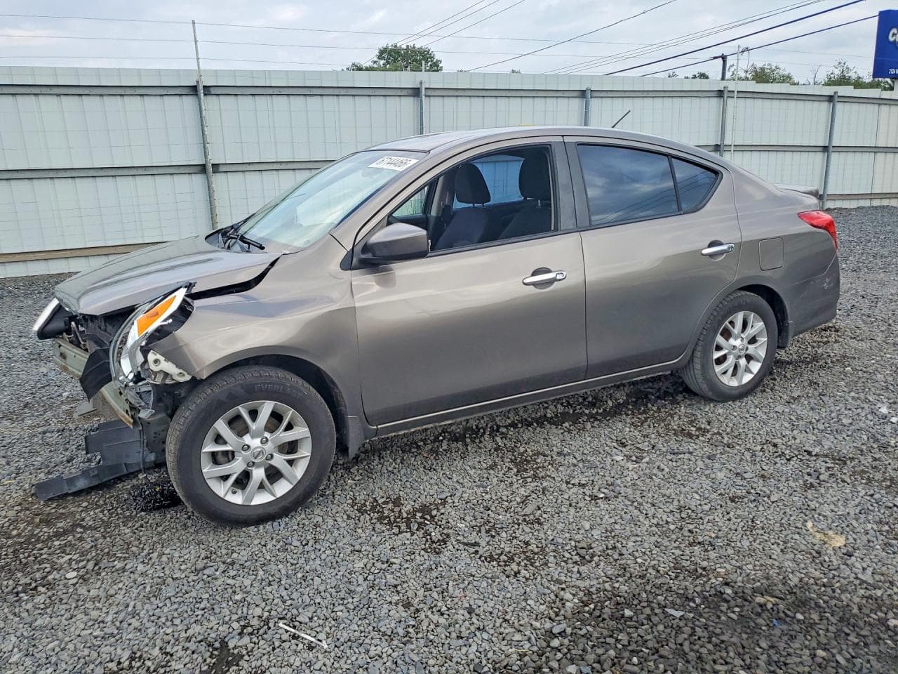 NISSAN VERSA