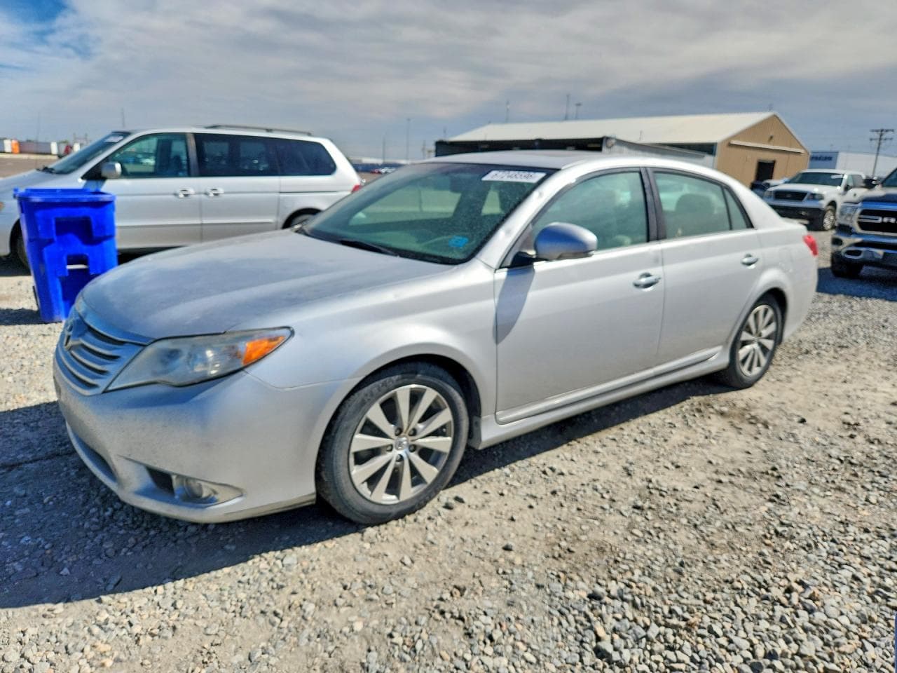 TOYOTA AVALON