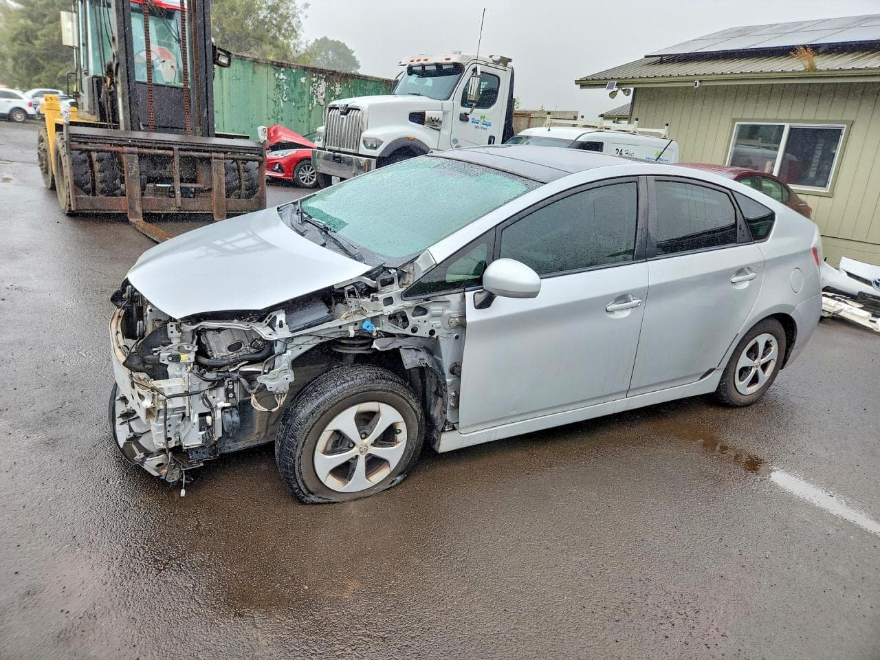 2013 TOYOTA PRIUS ONE