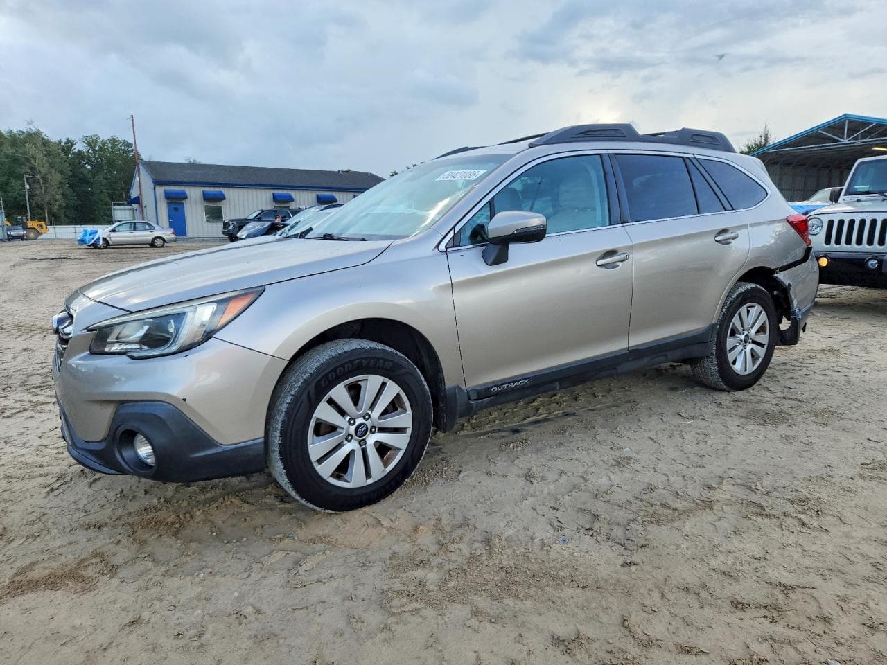 SUBARU OUTBACK