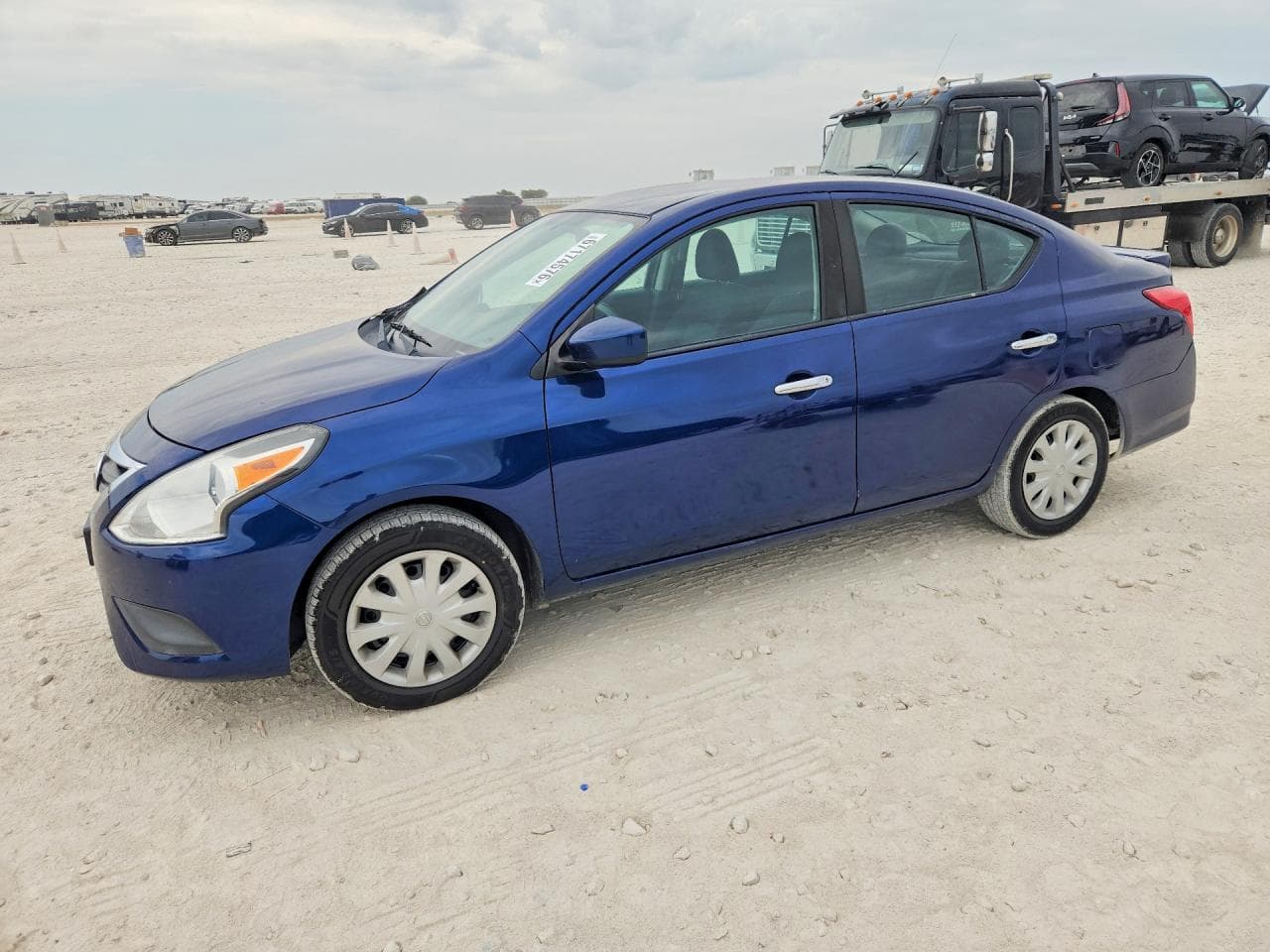 NISSAN VERSA