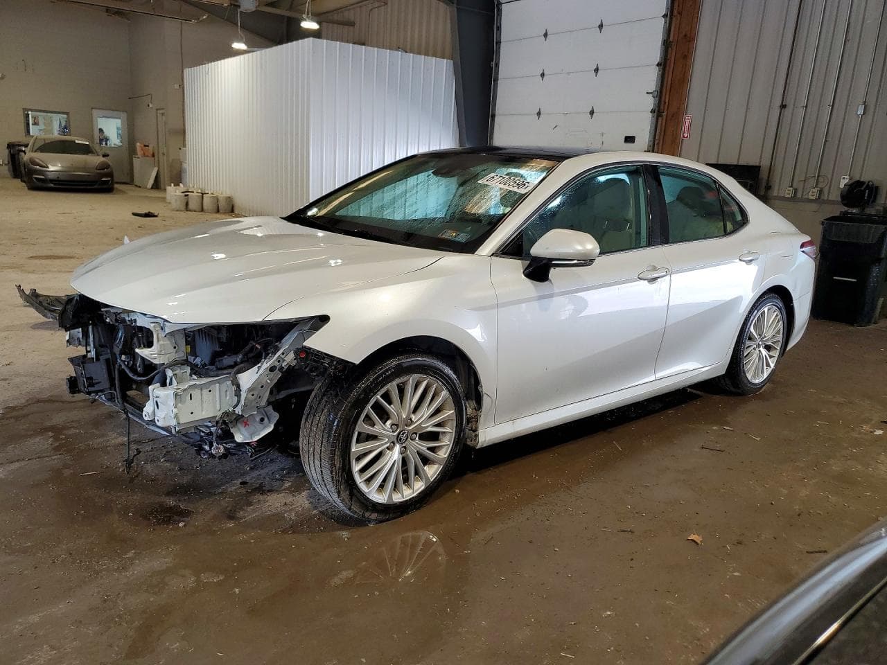 TOYOTA CAMRY