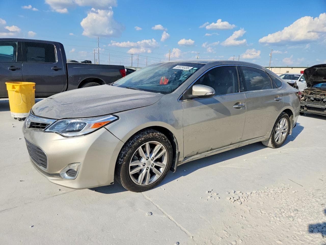 TOYOTA AVALON