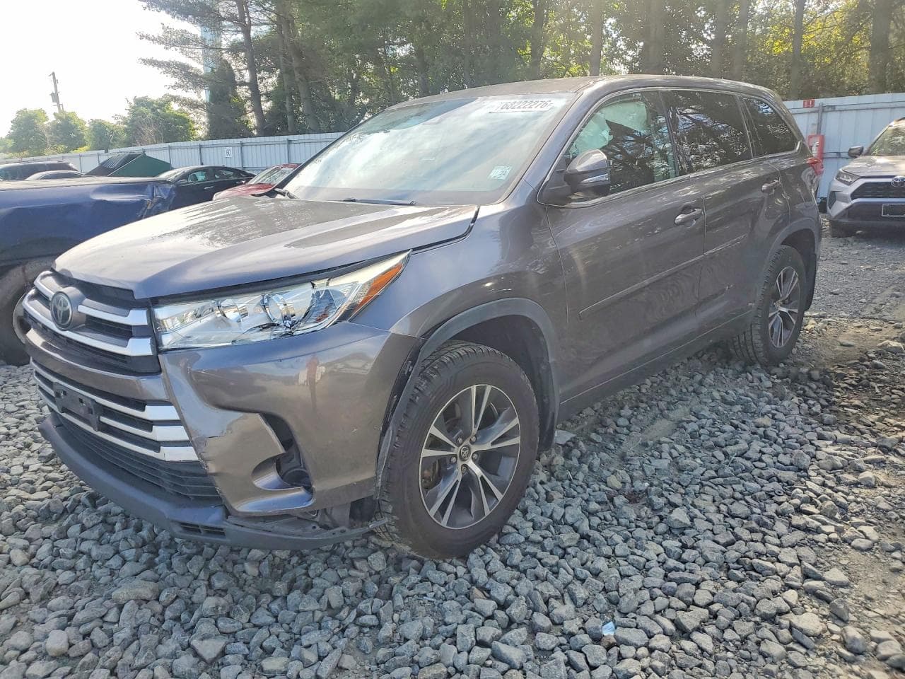 TOYOTA HIGHLANDER