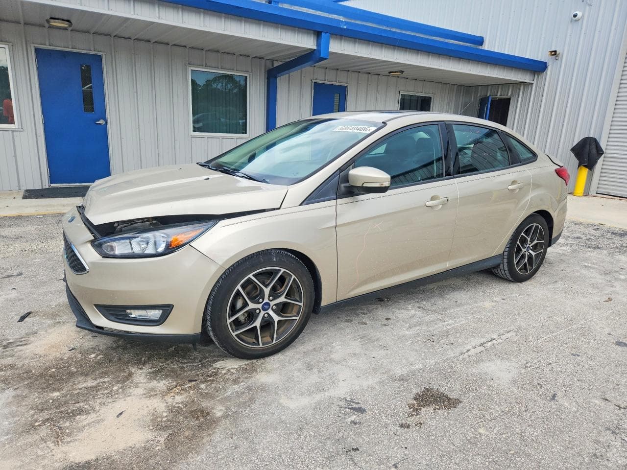 FORD FOCUS