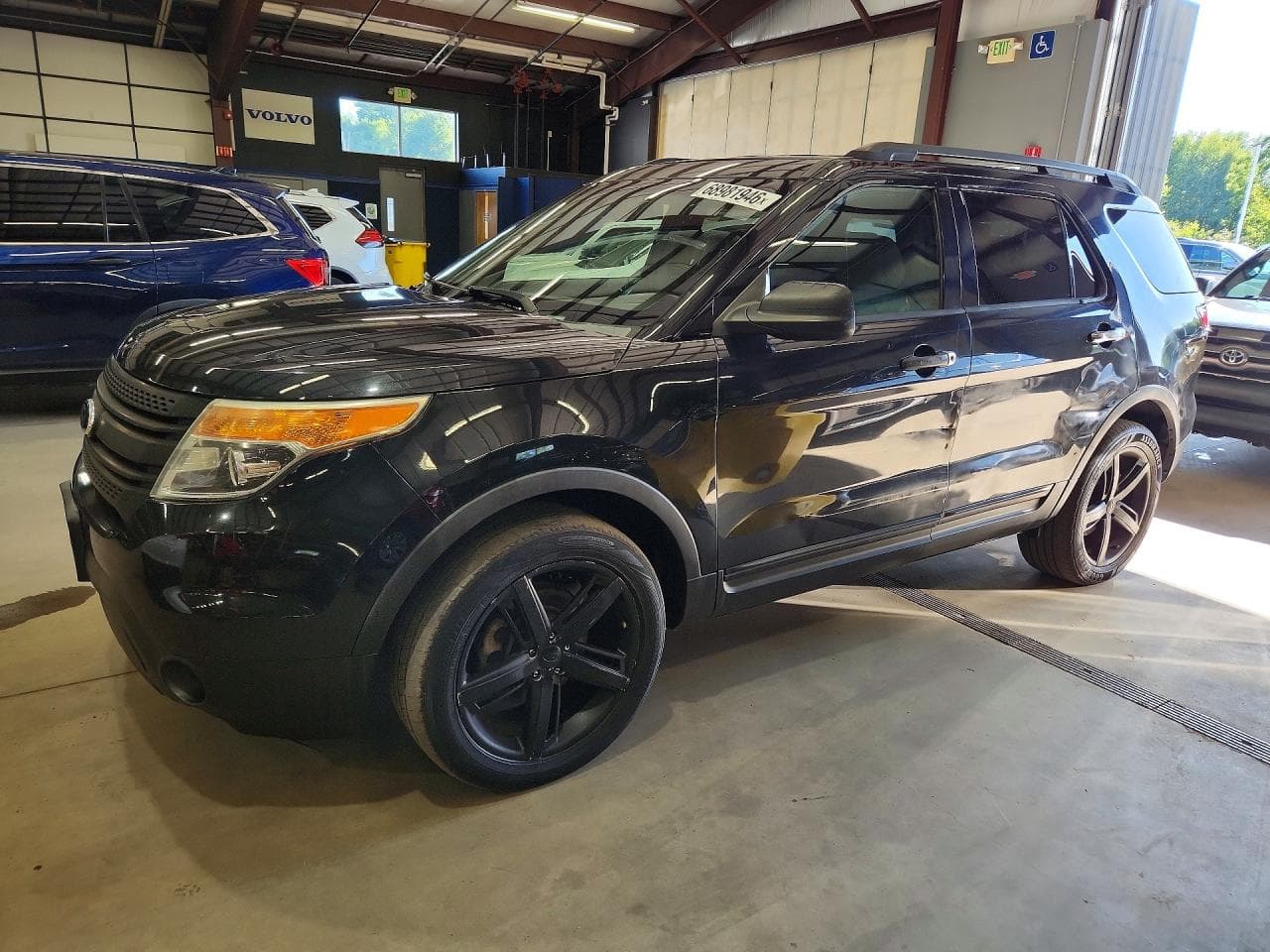 FORD EXPLORER