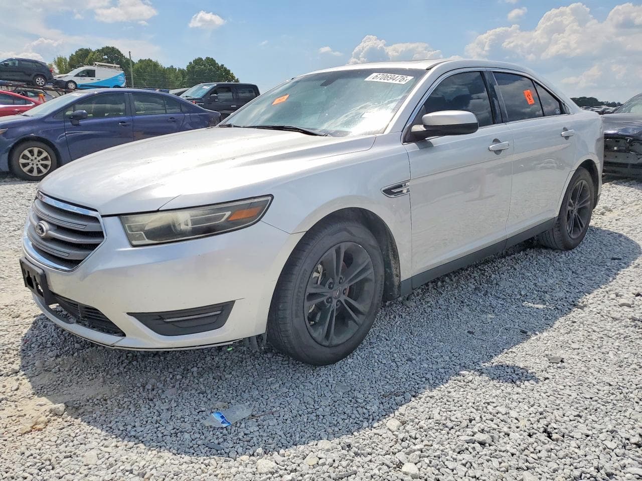 FORD TAURUS