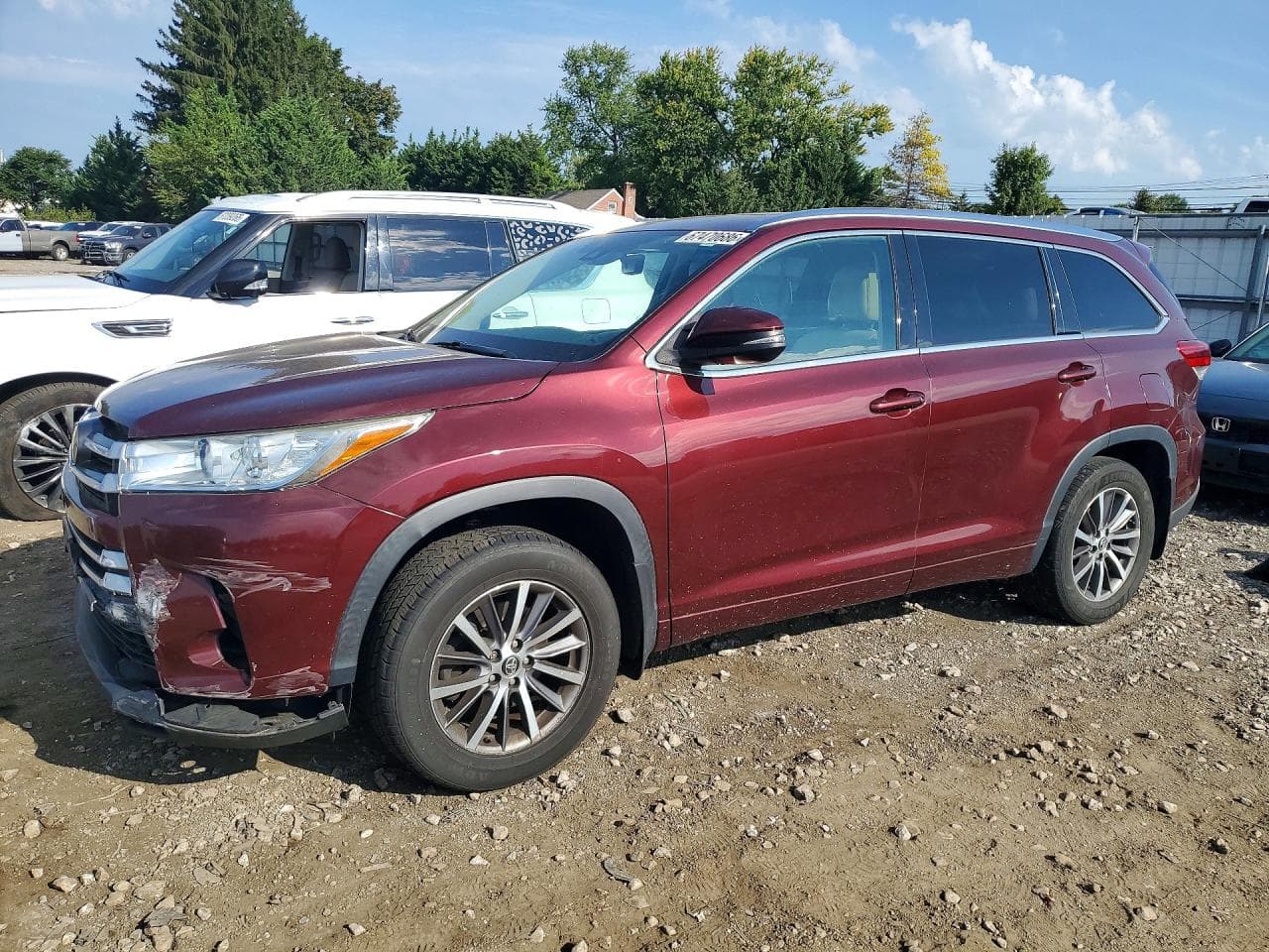TOYOTA HIGHLANDER