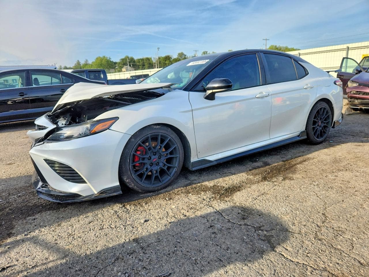 TOYOTA CAMRY