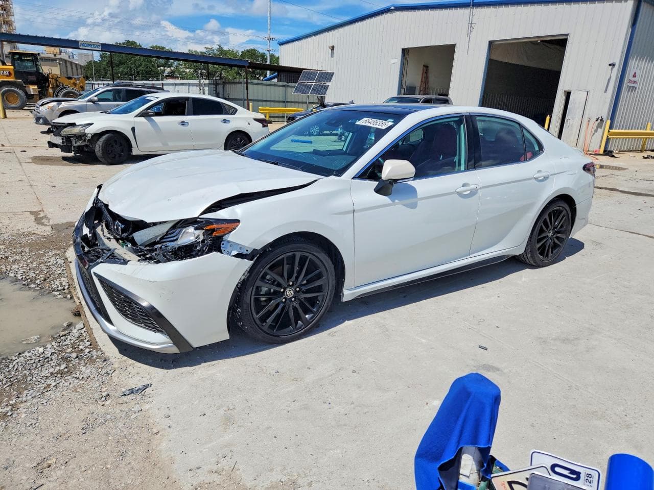 TOYOTA CAMRY