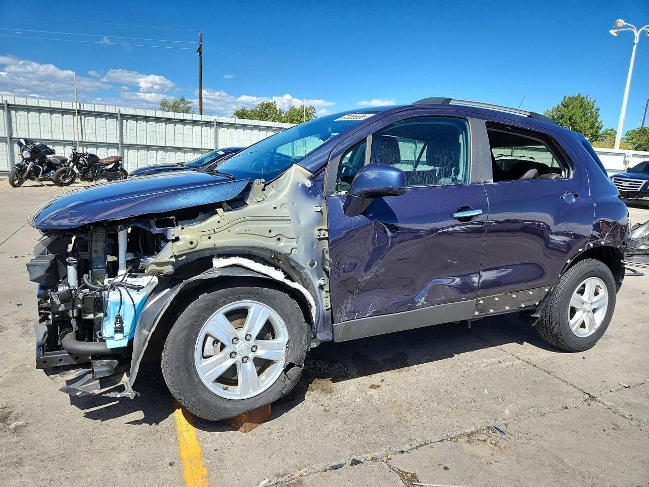 CHEVROLET TRAX