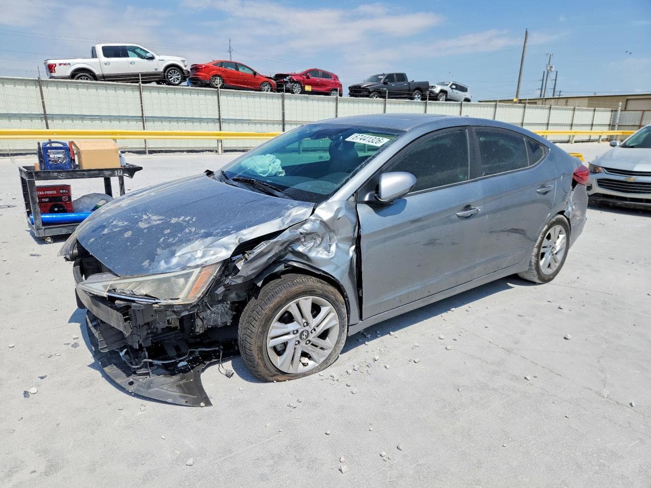 HYUNDAI ELANTRA
