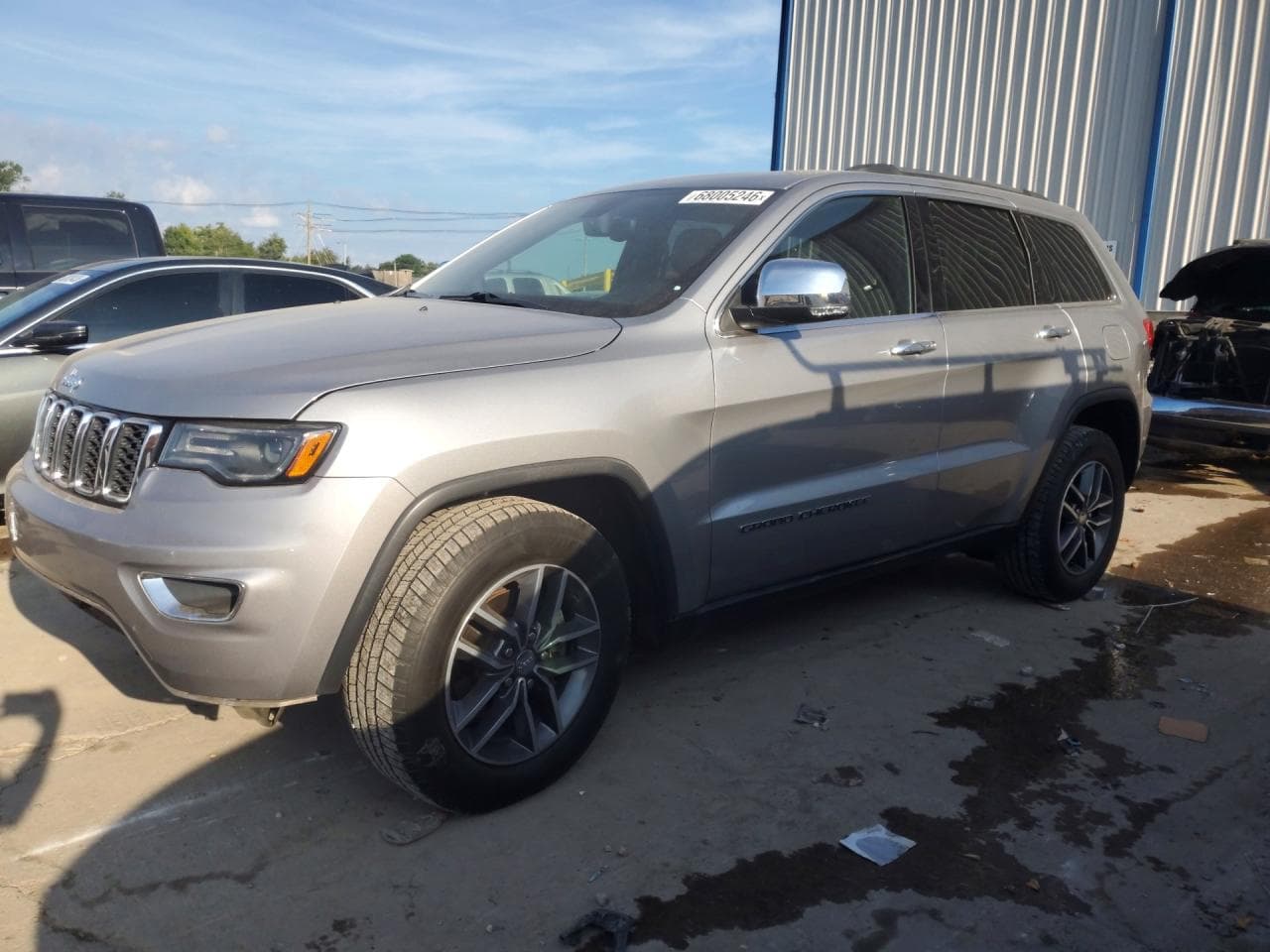 JEEP CHEROKEE