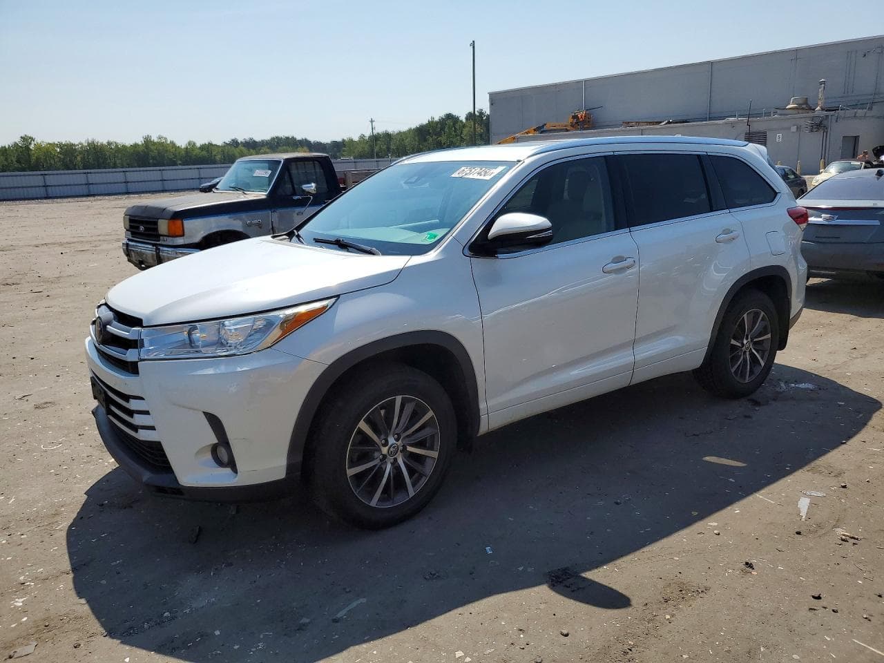 TOYOTA HIGHLANDER