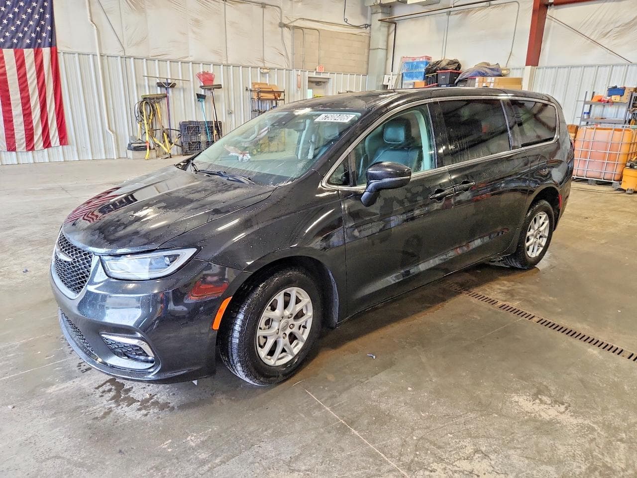 CHRYSLER PACIFICA