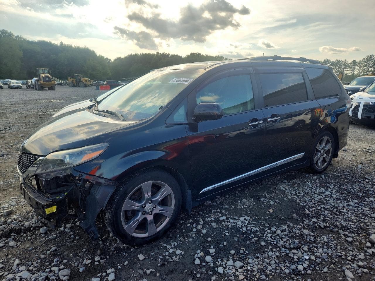 TOYOTA SIENNA