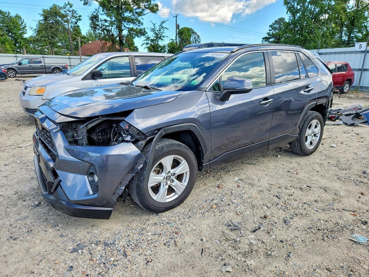TOYOTA RAV4