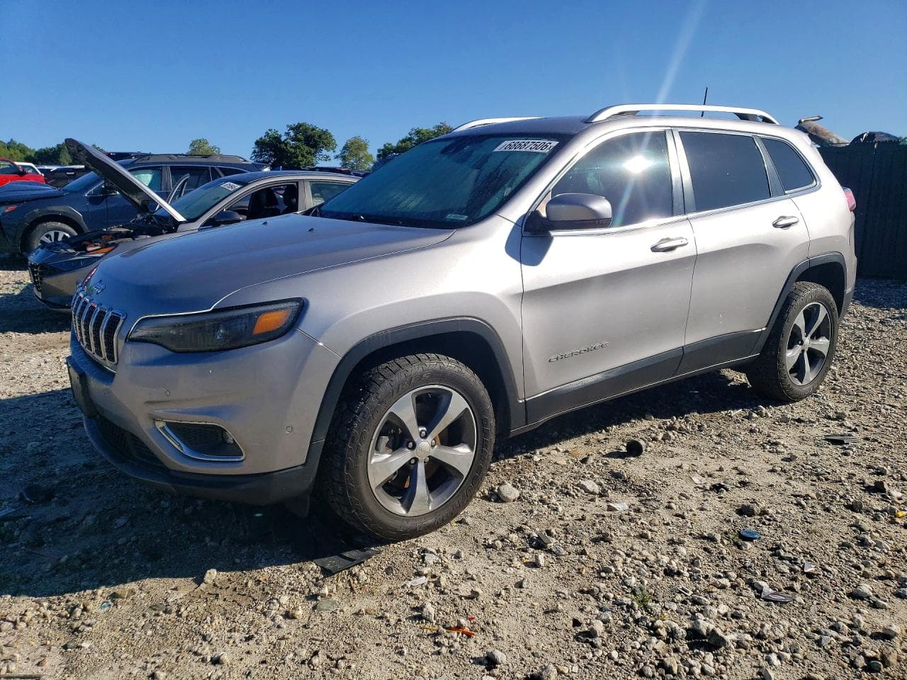 JEEP CHEROKEE