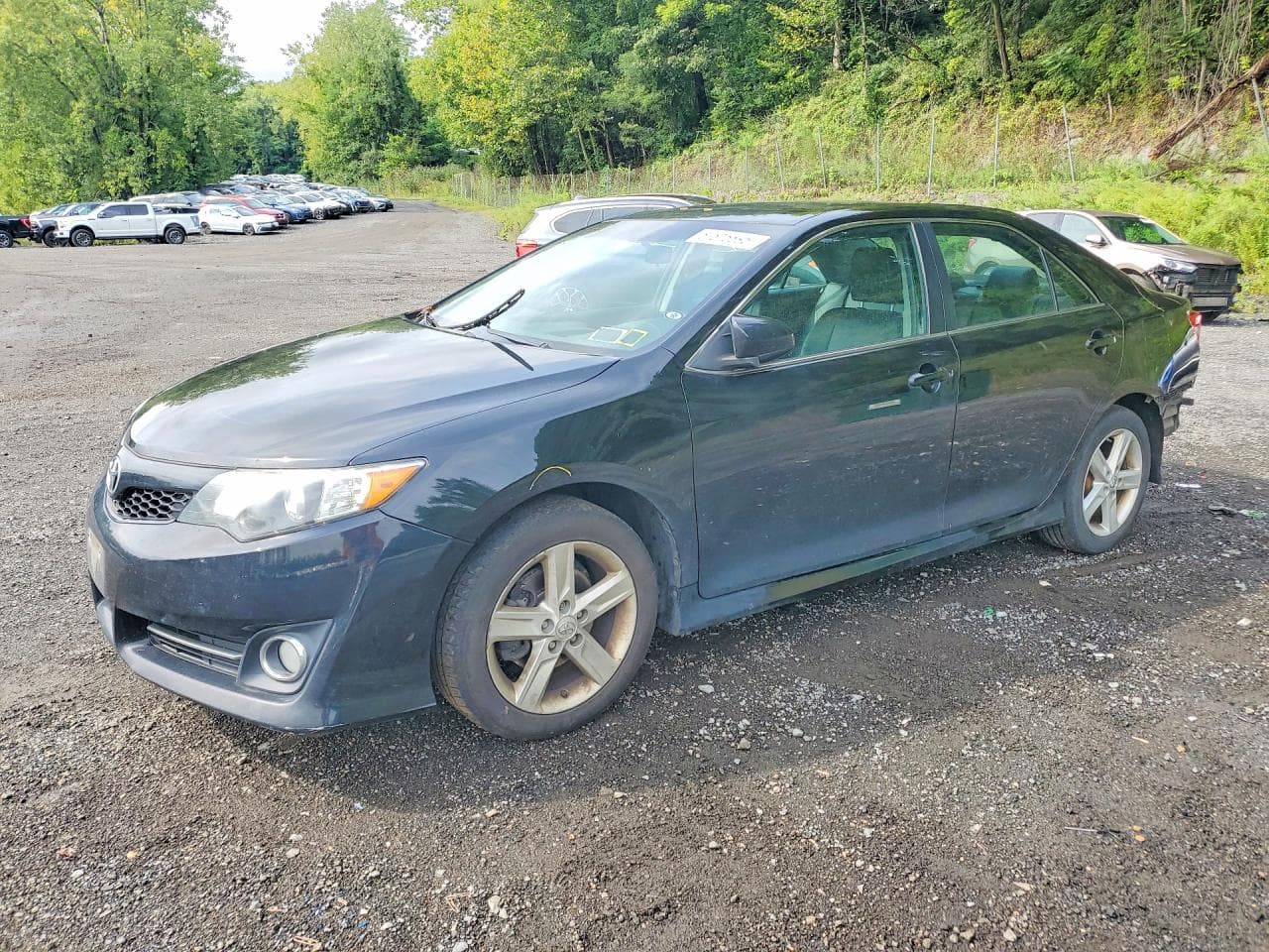 TOYOTA CAMRY