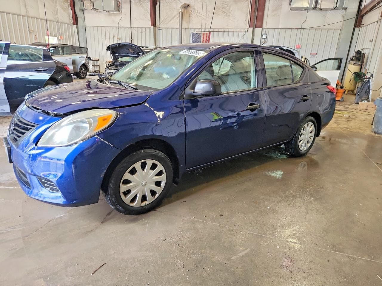 NISSAN VERSA