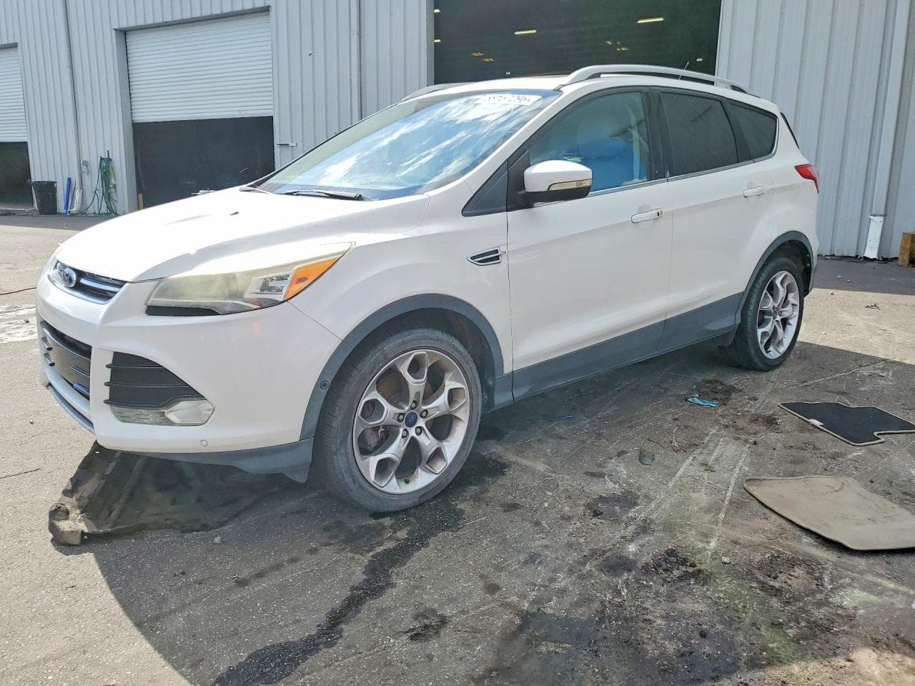 FORD ESCAPE