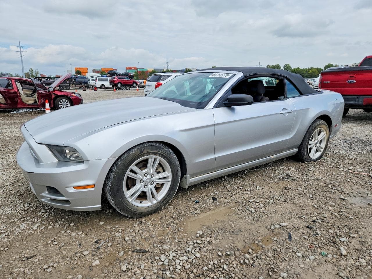 FORD MUSTANG