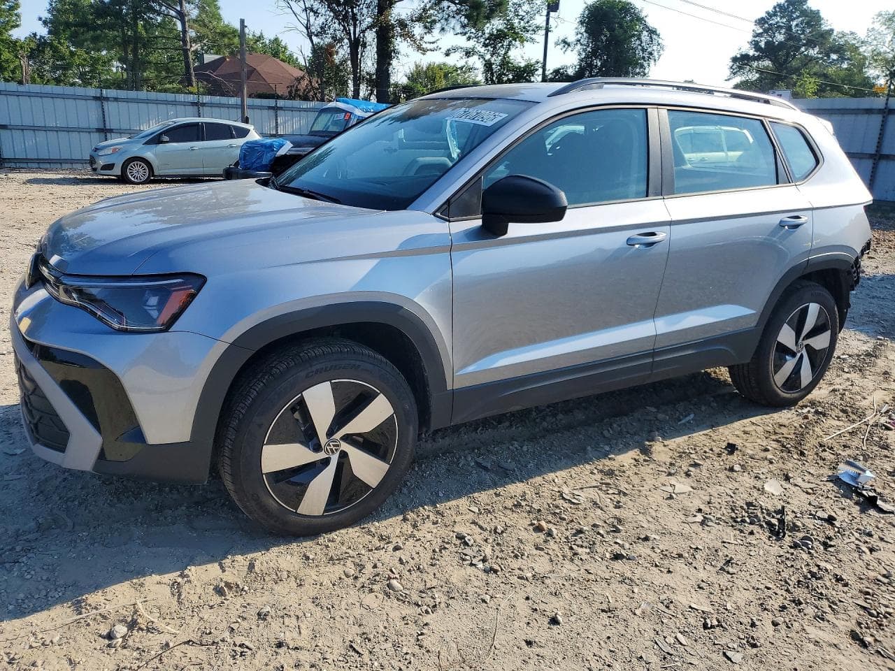 VOLKSWAGEN TAOS