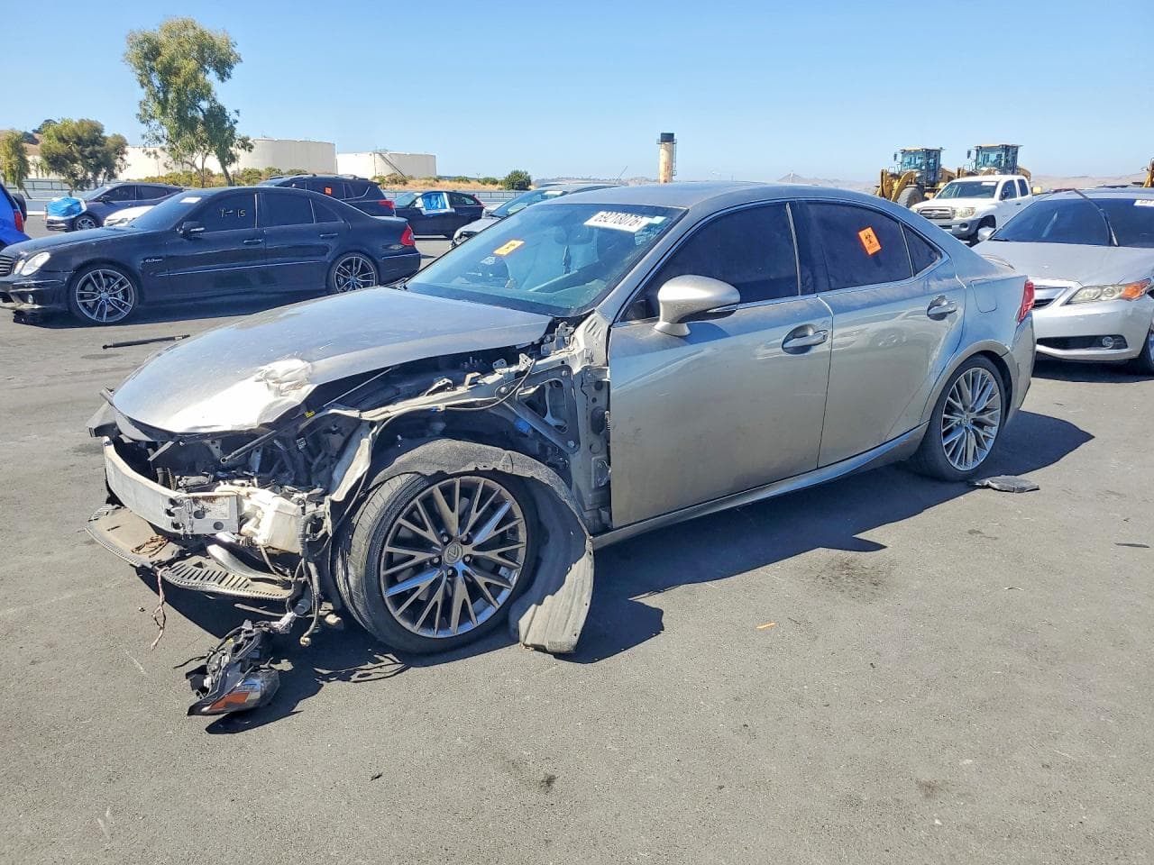 LEXUS IS