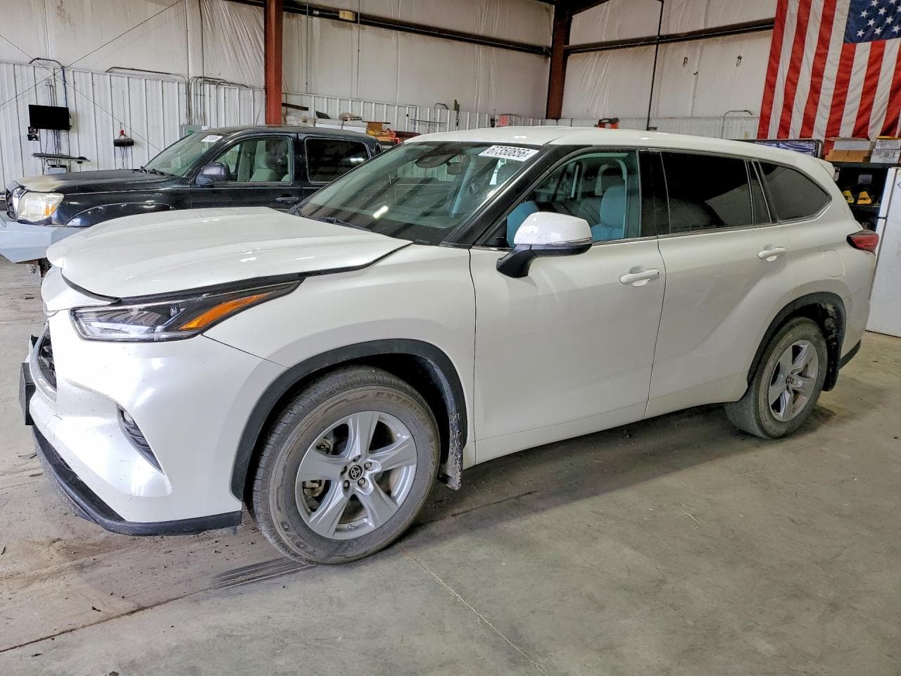 TOYOTA HIGHLANDER