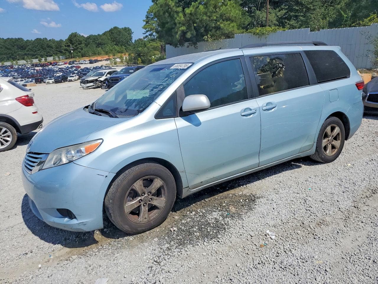 TOYOTA SIENNA