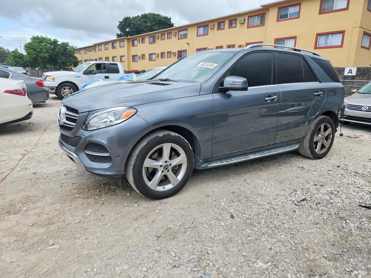 MERCEDES-BENZ GLE-CLASS