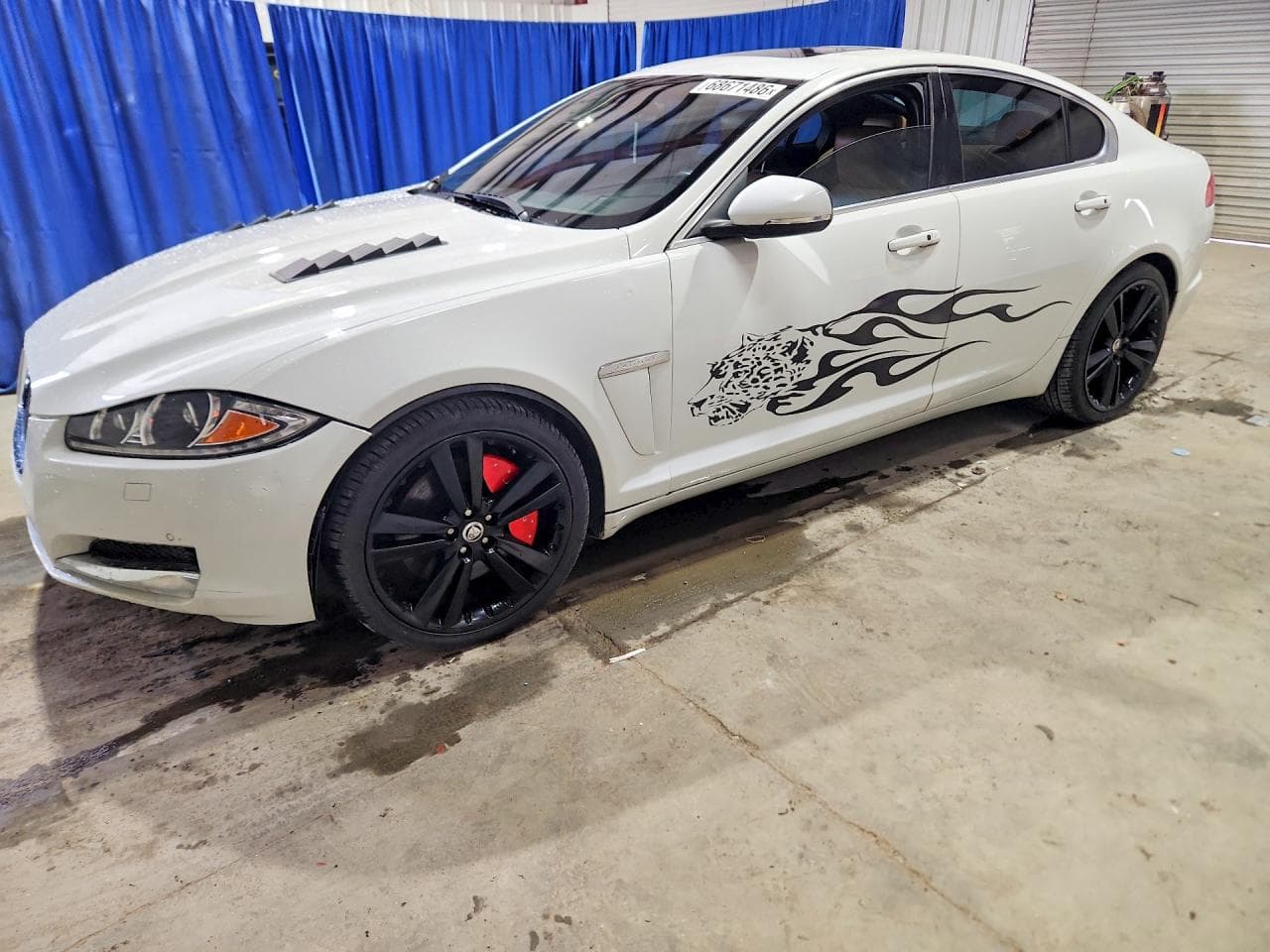 JAGUAR XF