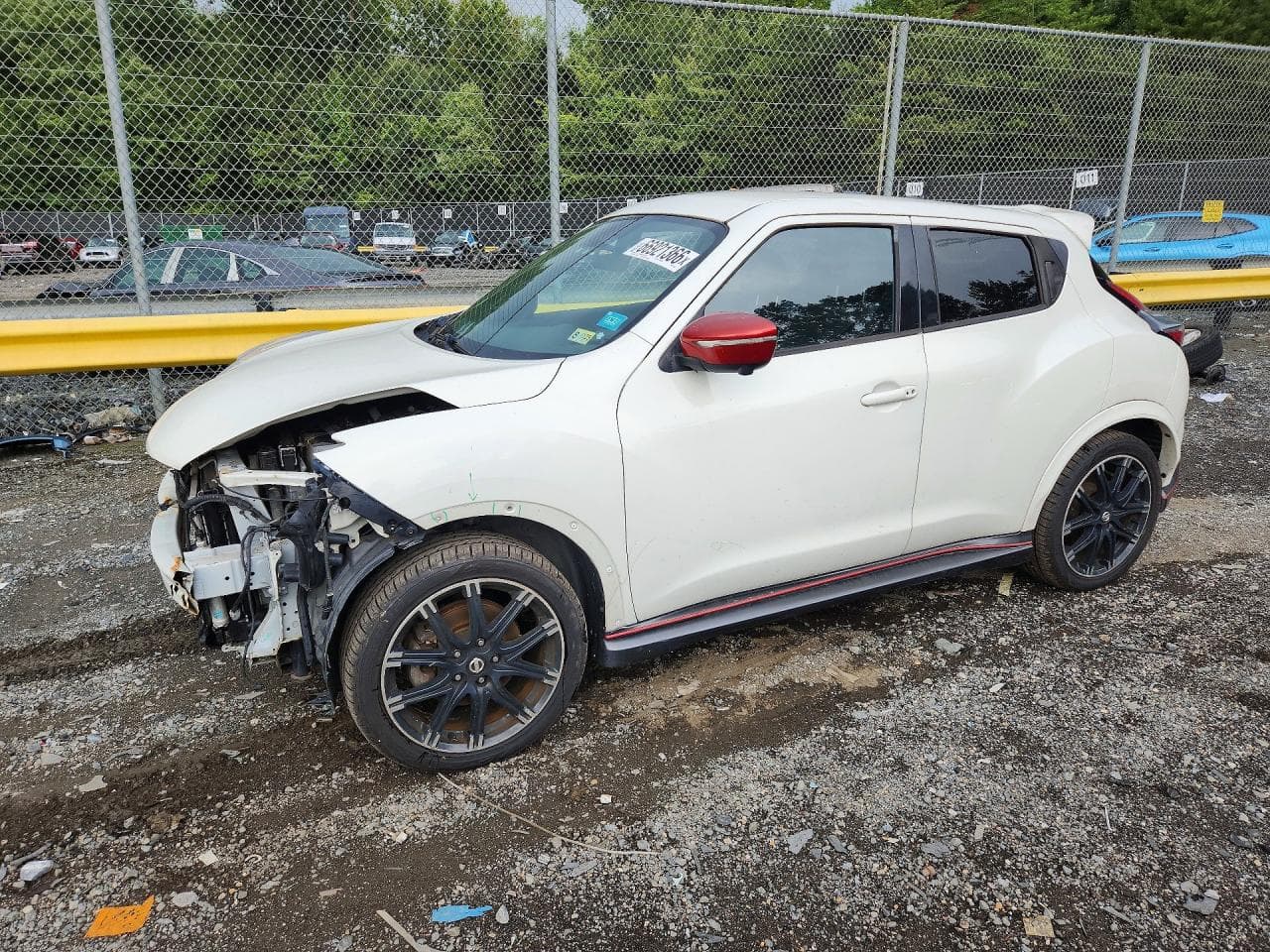 2015 NISSAN JUKE