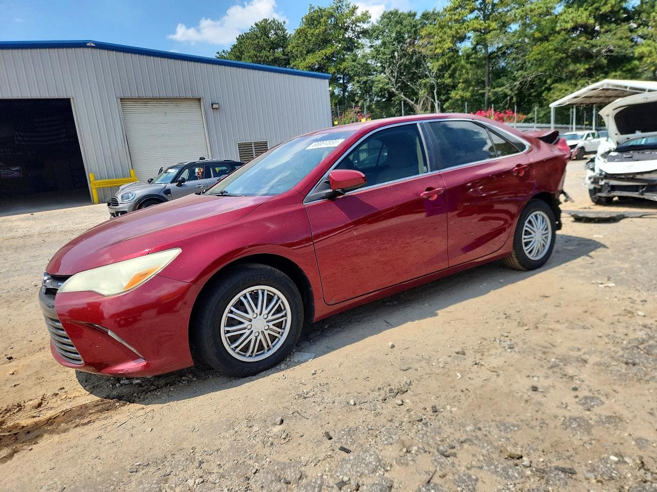 2016 TOYOTA CAMRY