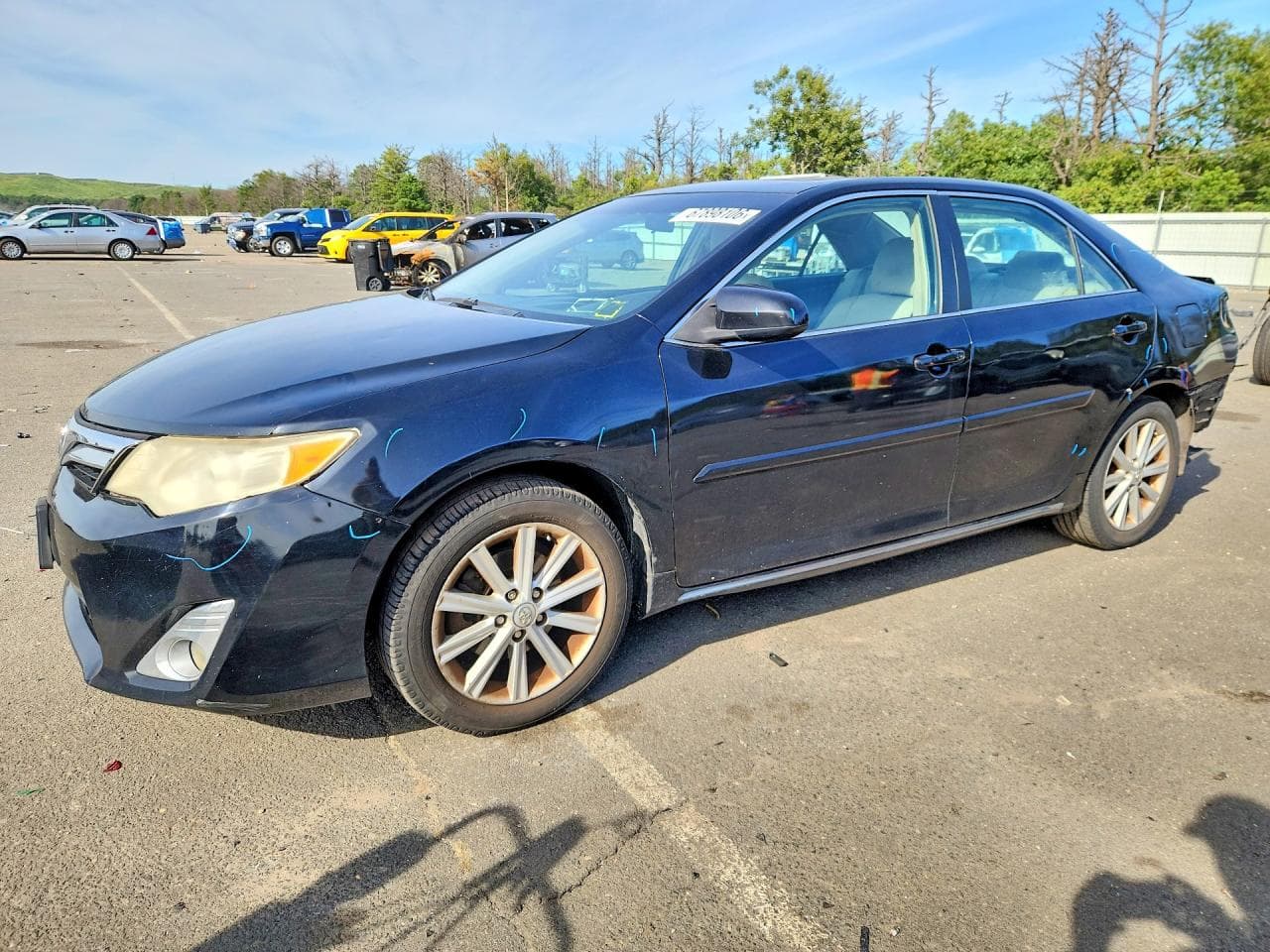 TOYOTA CAMRY