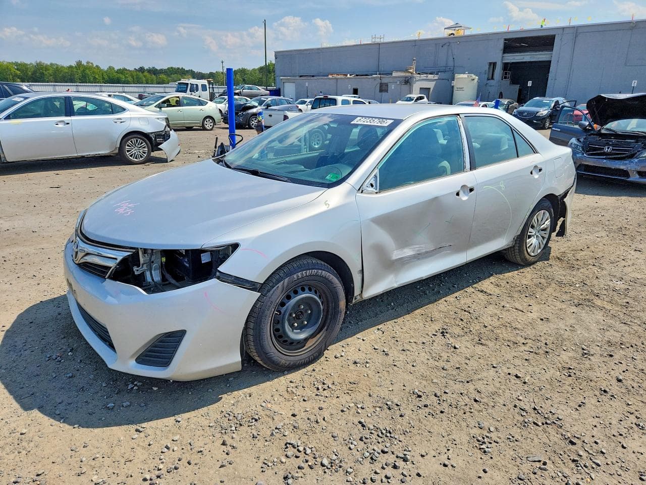TOYOTA CAMRY