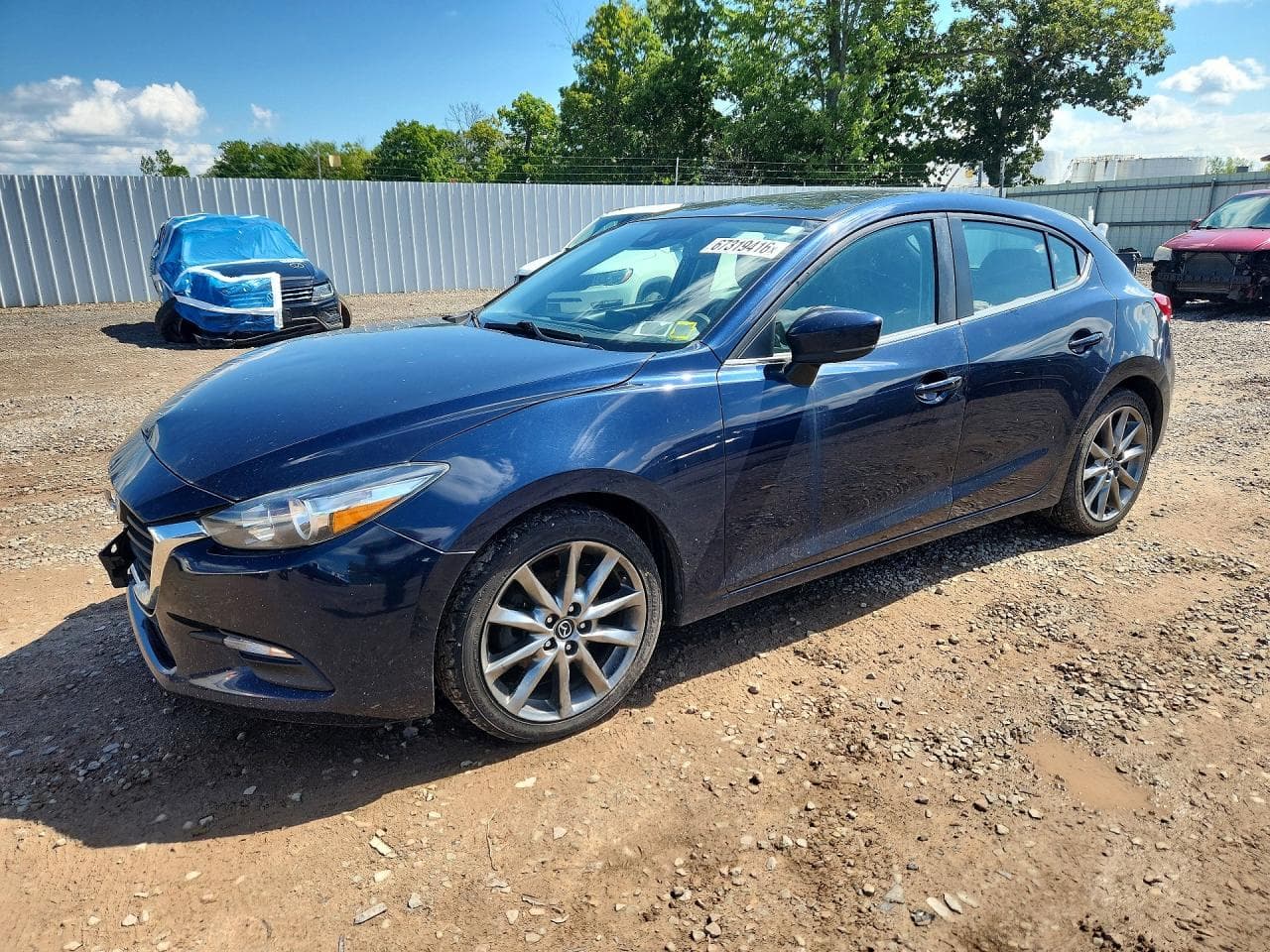 MAZDA 3