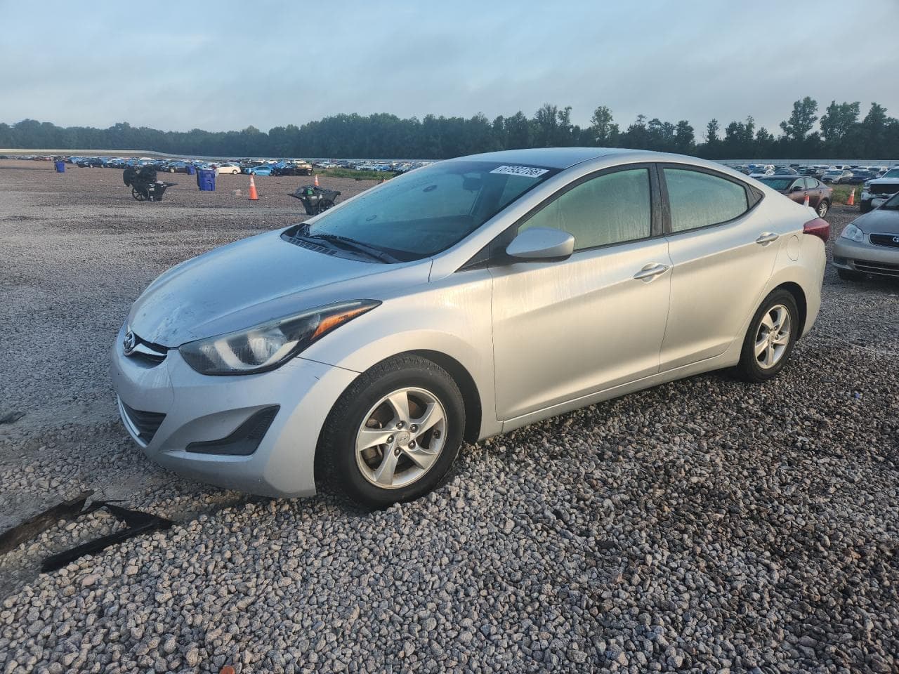 HYUNDAI ELANTRA