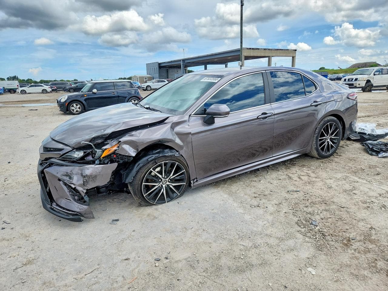 TOYOTA CAMRY