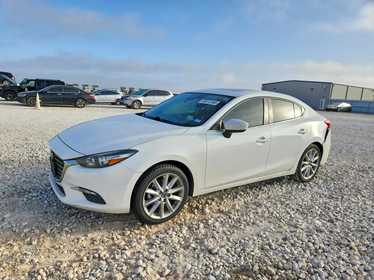 MAZDA 3