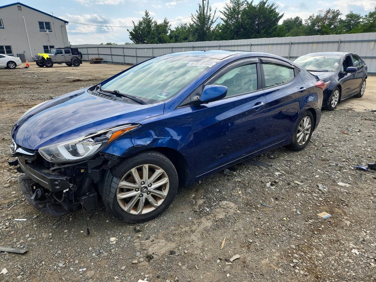 HYUNDAI ELANTRA