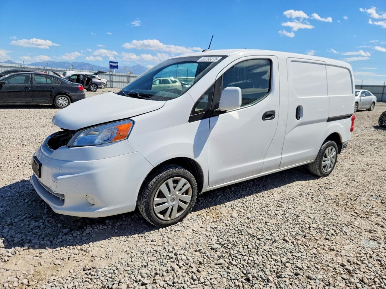 NISSAN NV