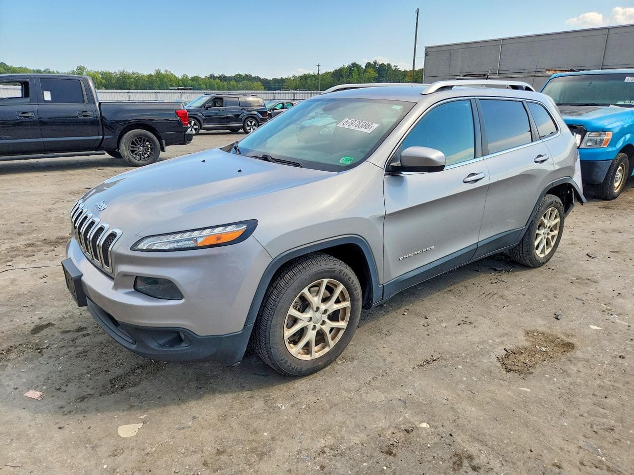 JEEP CHEROKEE